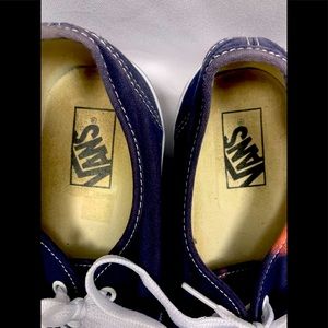 Vans canvas sneaker size 10